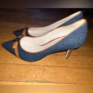 Cole Haan Signature Grand.OS Juliana Blue
Denim Pointed Toe Heels Size 11B